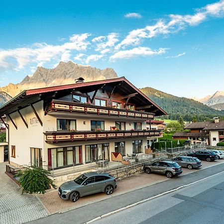 Rustika - Appartements&Spa Ehrwald Exterior foto