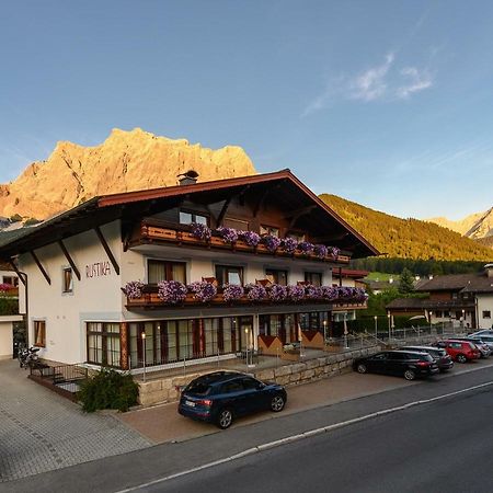 Rustika - Appartements&Spa Ehrwald Exterior foto
