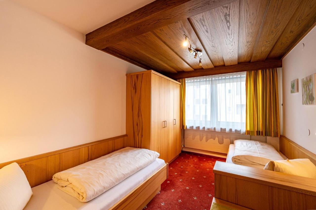 Rustika - Appartements&Spa Ehrwald Exterior foto