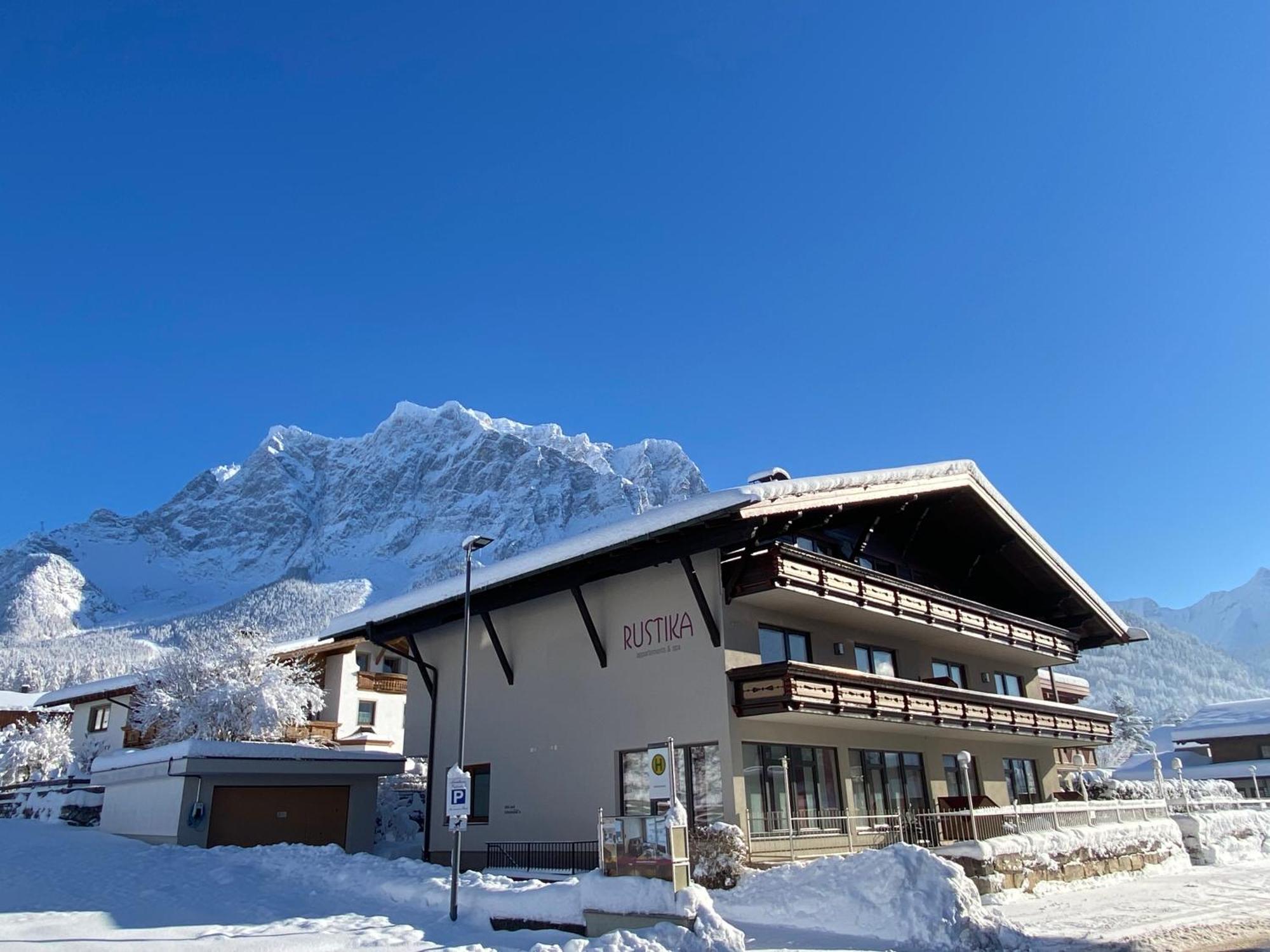 Rustika - Appartements&Spa Ehrwald Exterior foto
